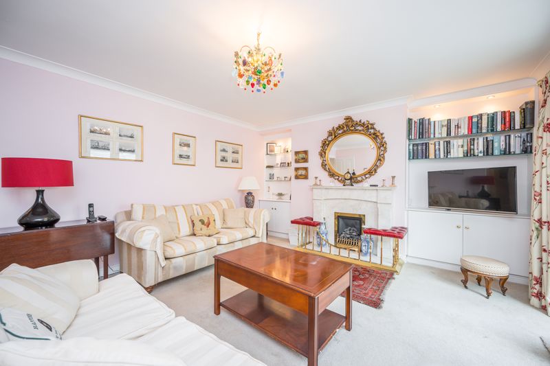 Sitting Room- click for photo gallery